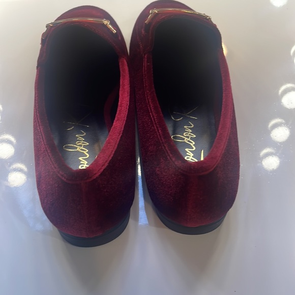 Burgundy Velvet Horsebit Loafers,slip on, slides,flats, size 7,New in Box - Picture 4 of 11